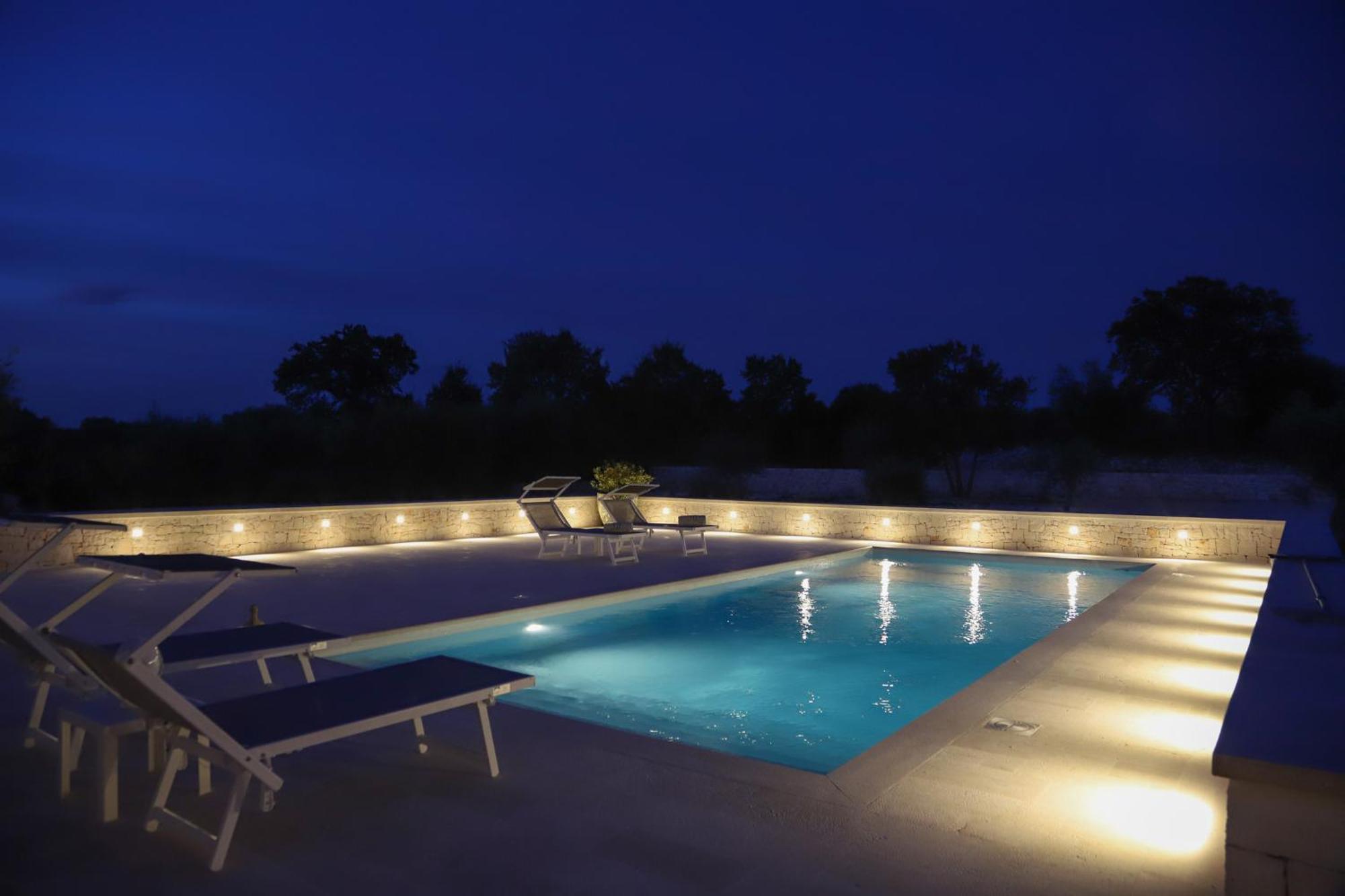 Td Trullo Roverella Charming Trullo With Pool Castellana Grotte Bagian luar foto