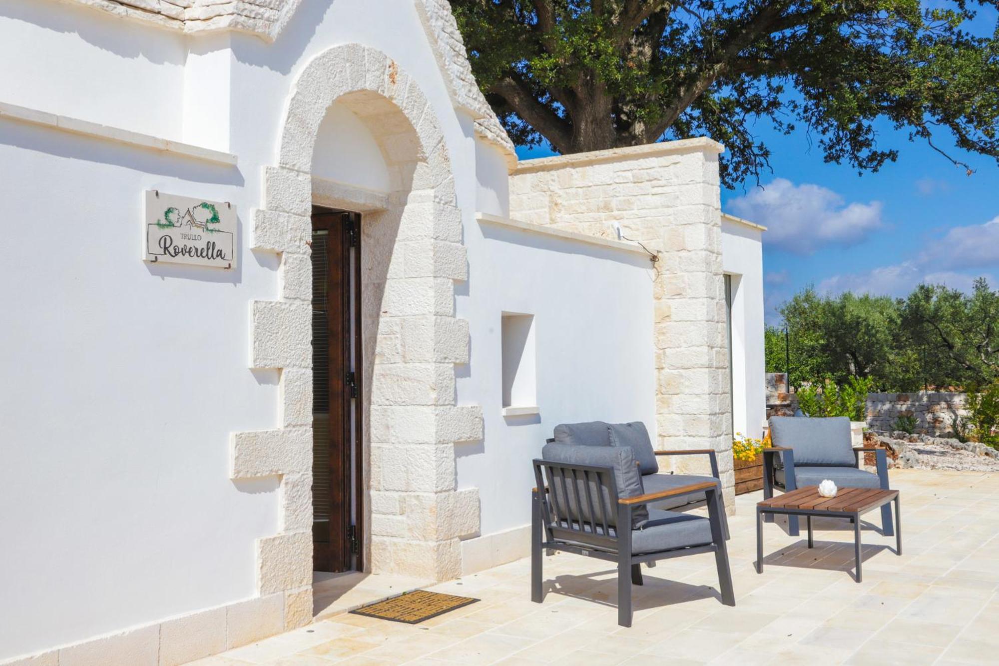 Td Trullo Roverella Charming Trullo With Pool Castellana Grotte Bagian luar foto