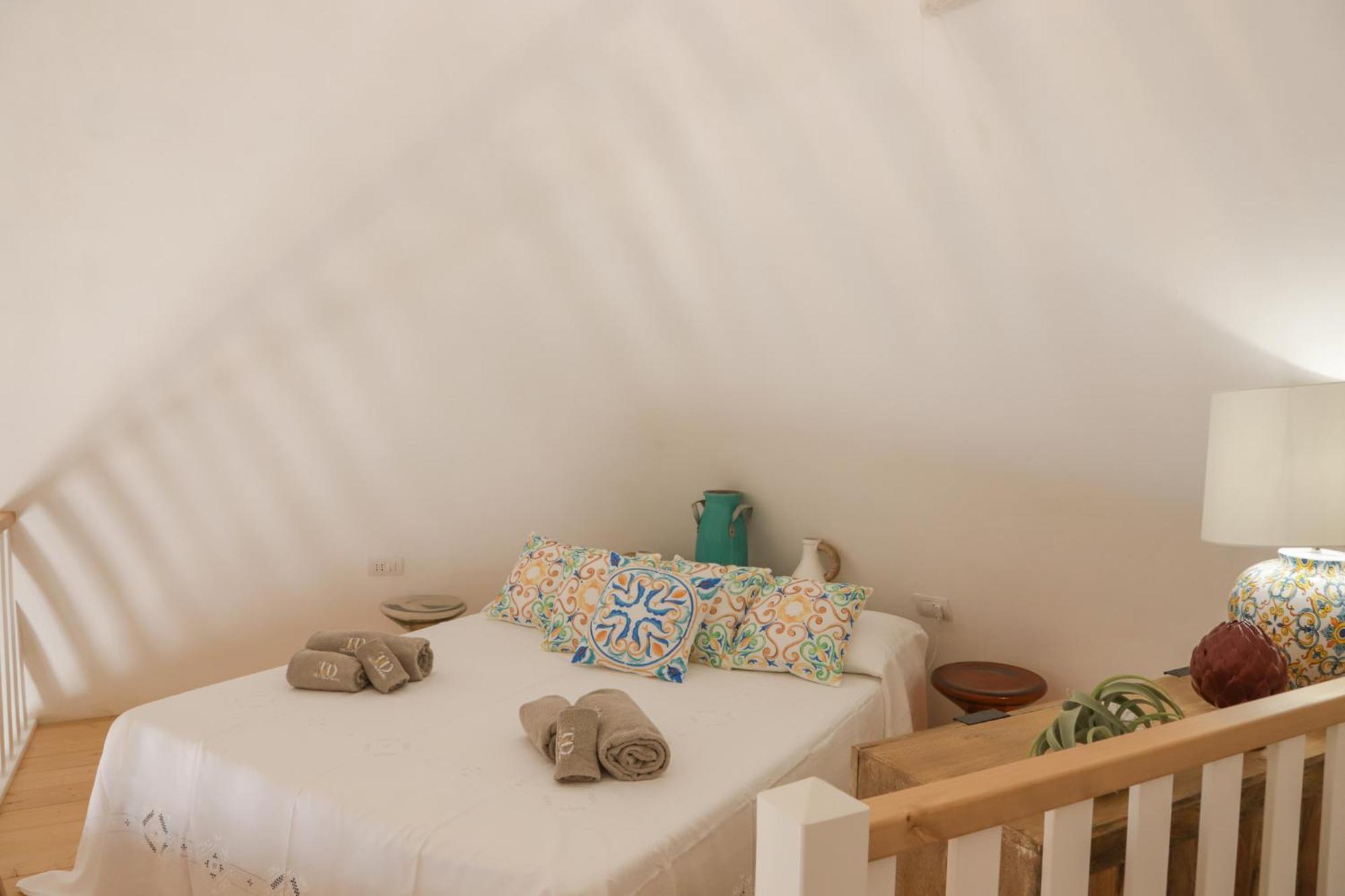 Td Trullo Roverella Charming Trullo With Pool Castellana Grotte Bagian luar foto